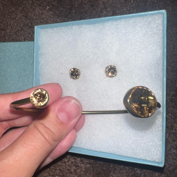 AUTHENTIC SWAROVSKI TOUCHSTONE CRYSTAL EARRINGS AND BANGLE - Picture 4 of 11